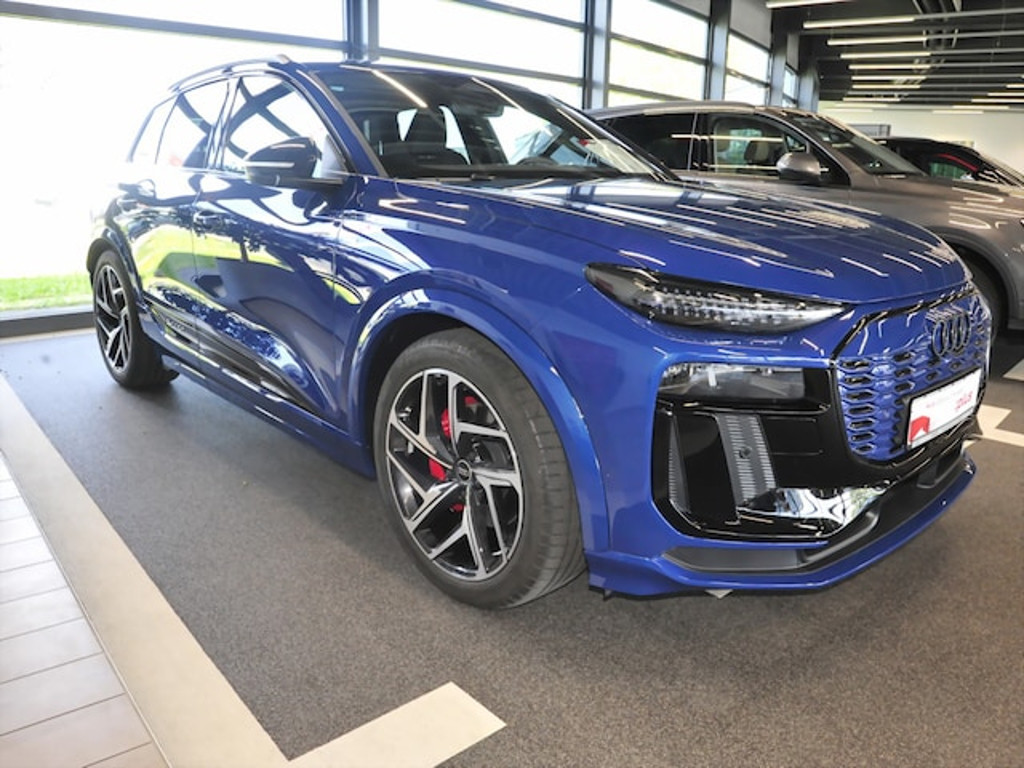 Audi Q6 e-tron