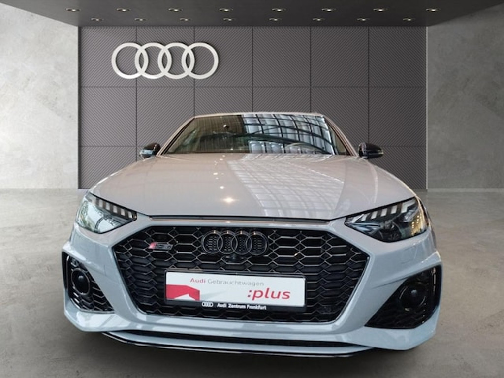 Audi RS4