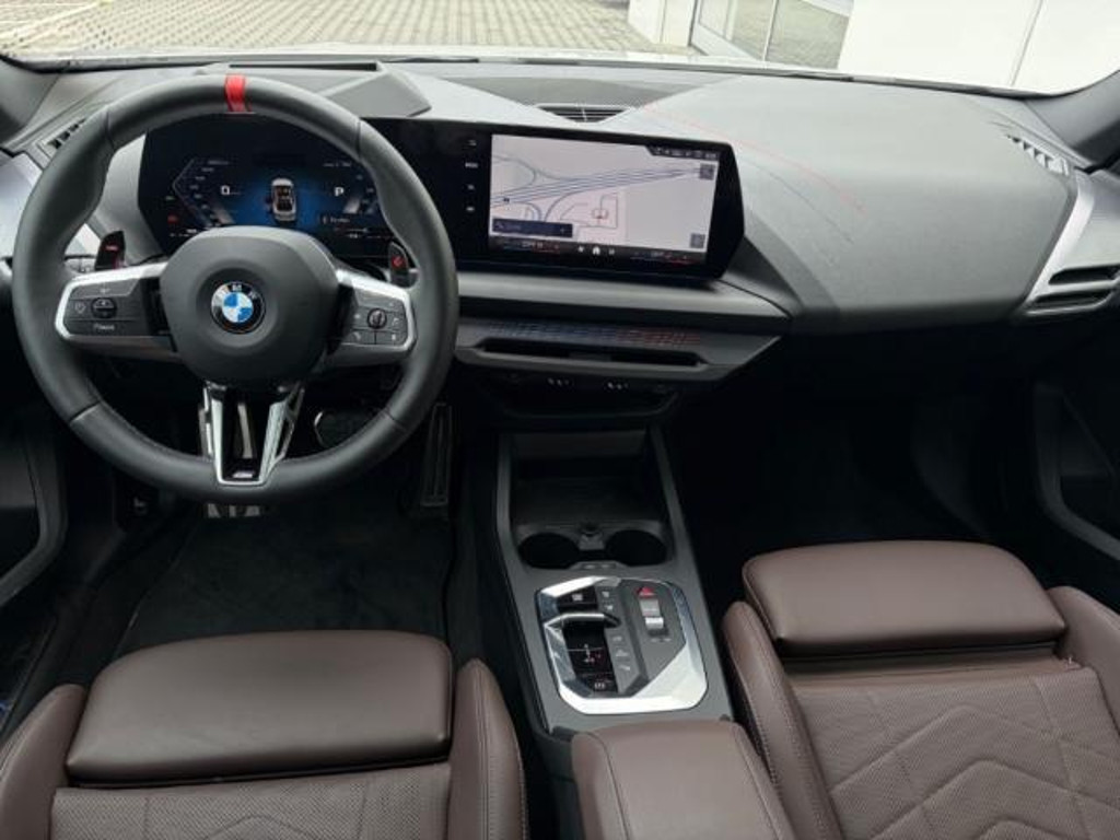 BMW M235