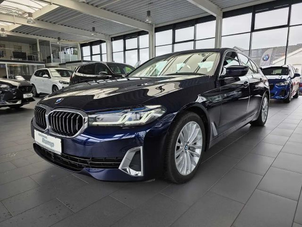 BMW 5 Serie 530 Luxury Line xDrive Sedan 530d