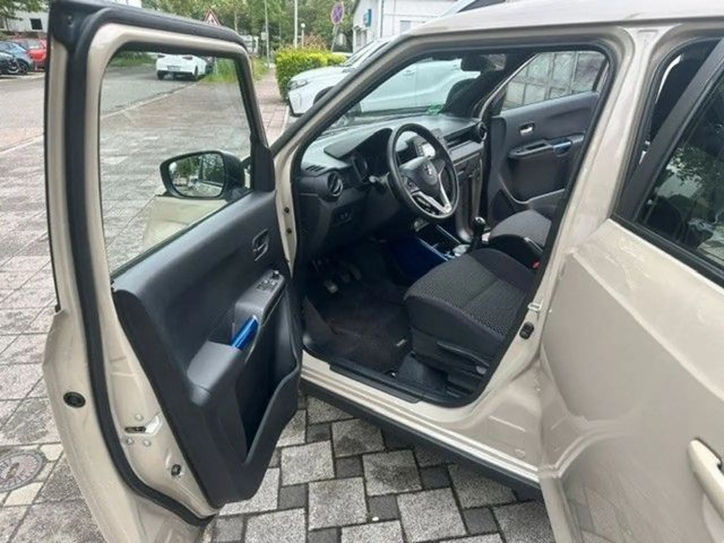 Suzuki Ignis