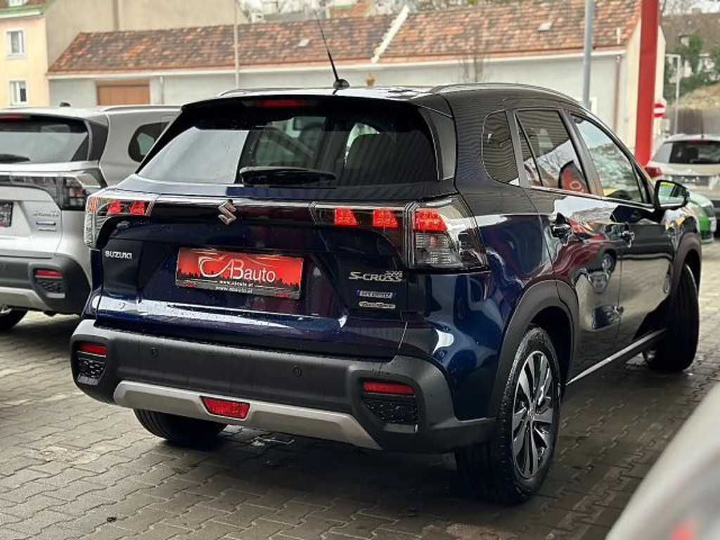 Suzuki S-Cross