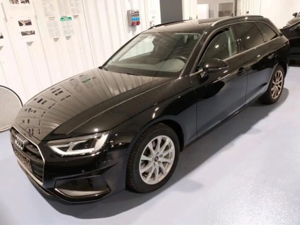 Audi A4 Avant S-Tronic 35 TFSI