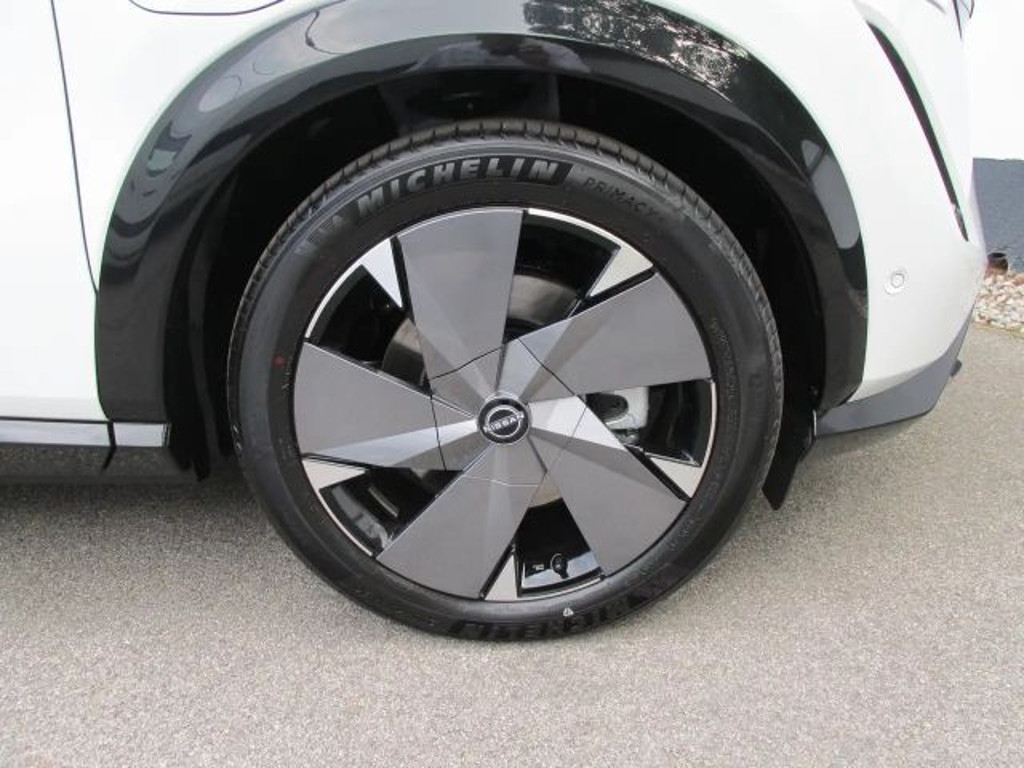 Nissan Ariya