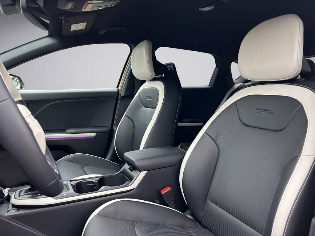 Kia K4