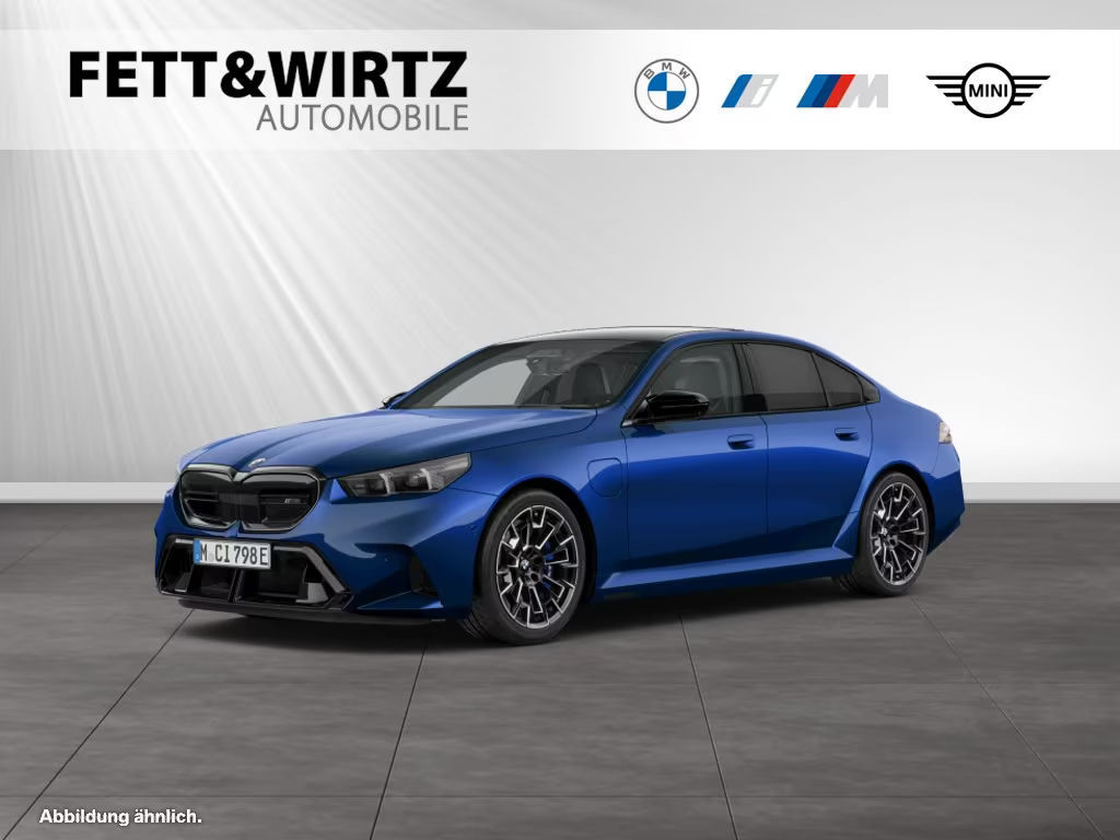 BMW M5 Sedan