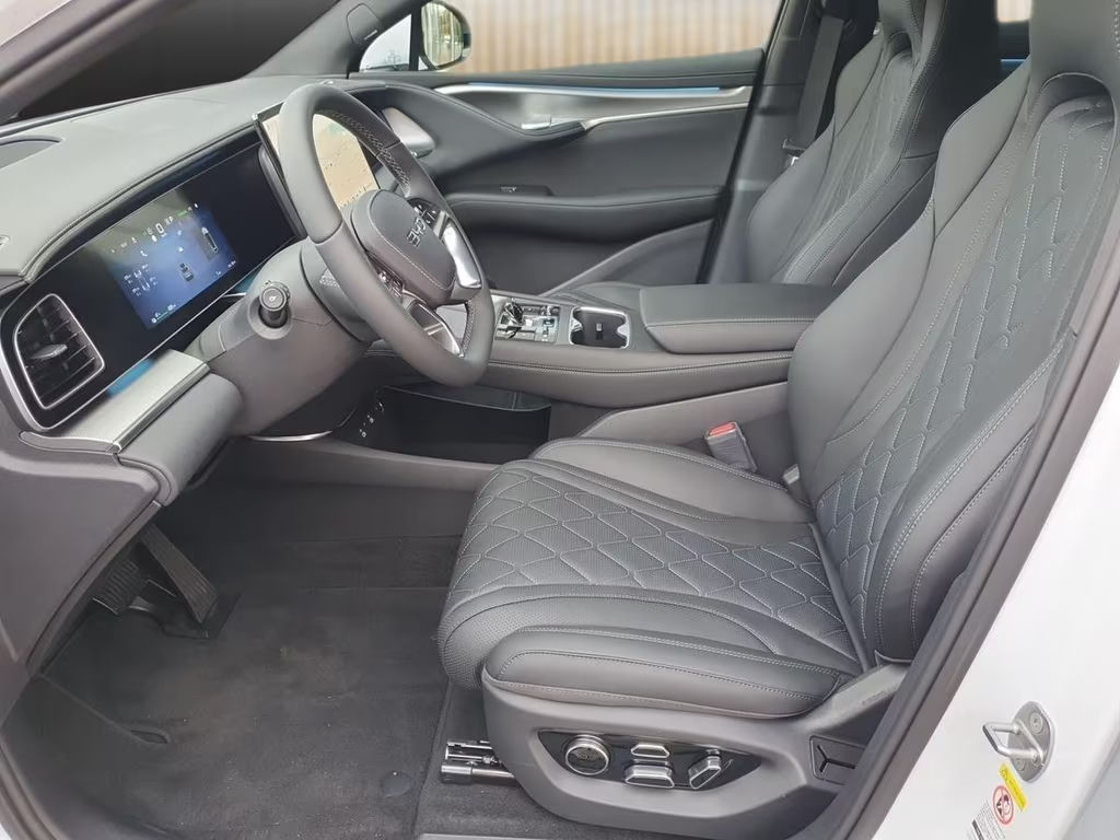 BYD Sealion 7