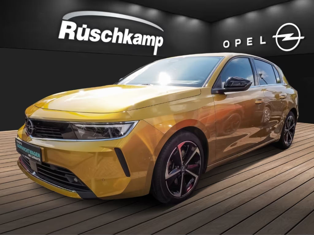 Opel Astra Innovation Hybrid Elegance
