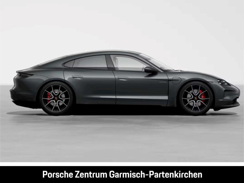 Porsche Taycan 4S