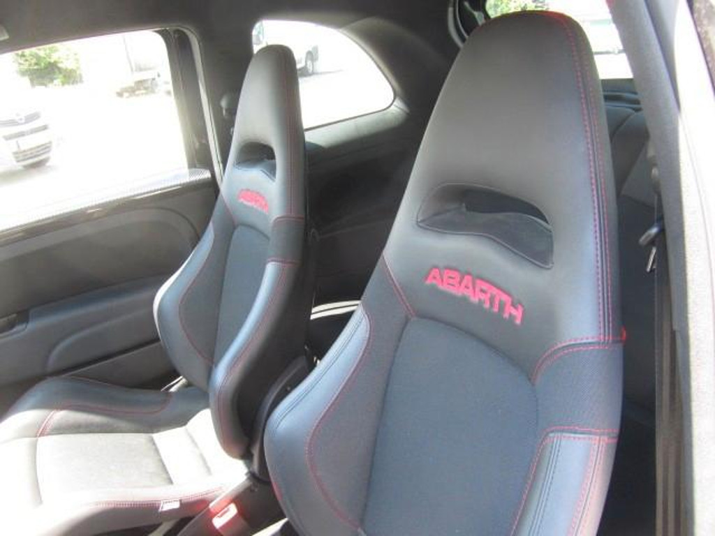 Abarth 695