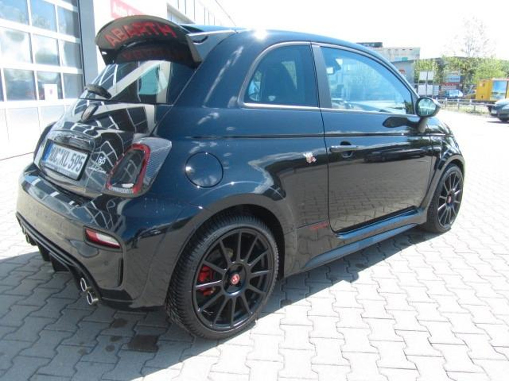 Abarth 695