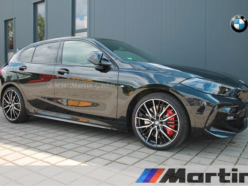 BMW 1 Serie 120 M-Sport xDrive Sedan 120d