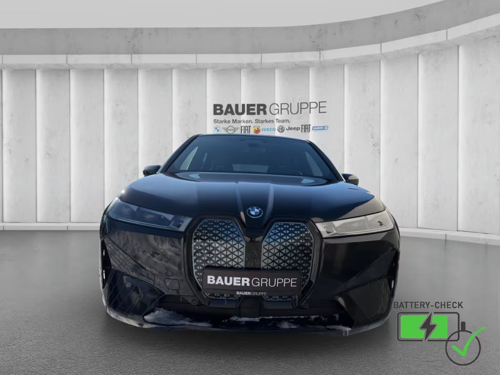 BMW iX