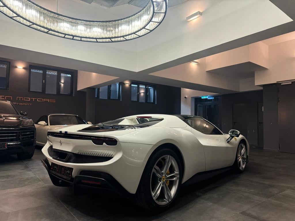 Ferrari 296 GTS