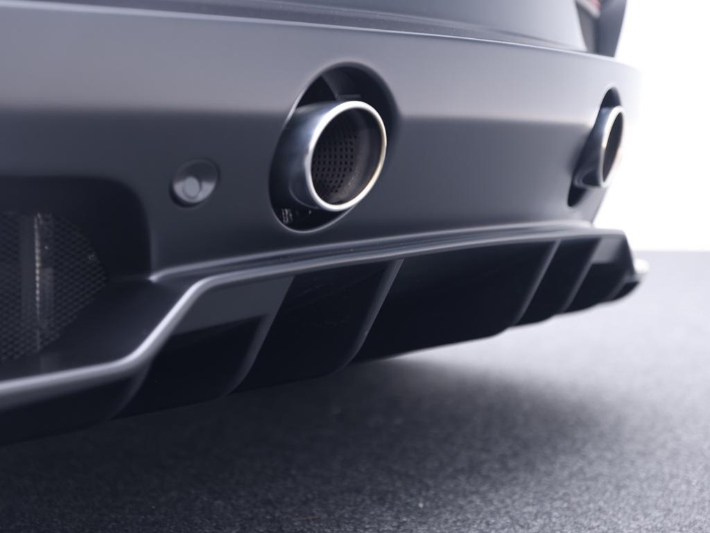 Maserati MC20