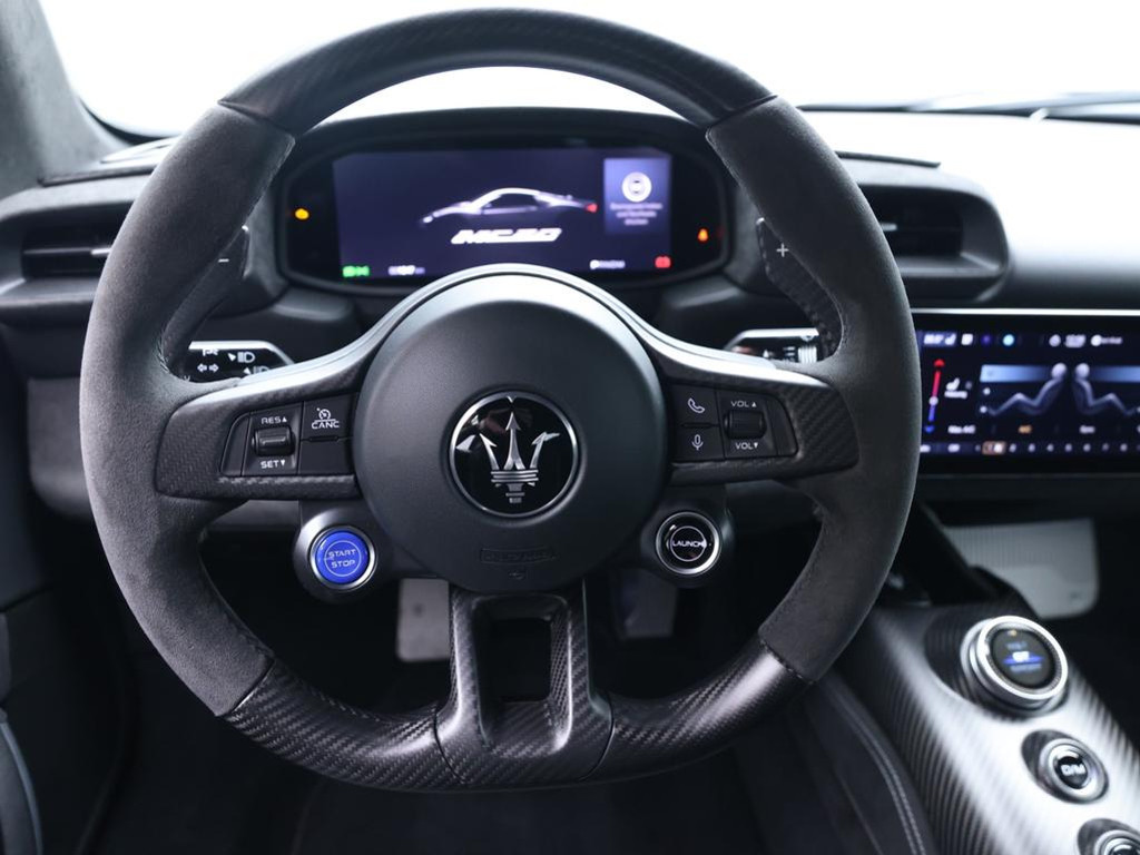 Maserati MC20