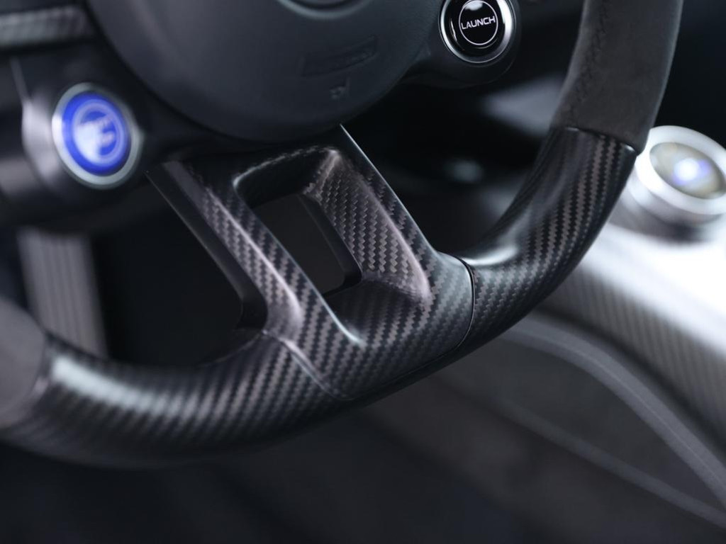 Maserati MC20