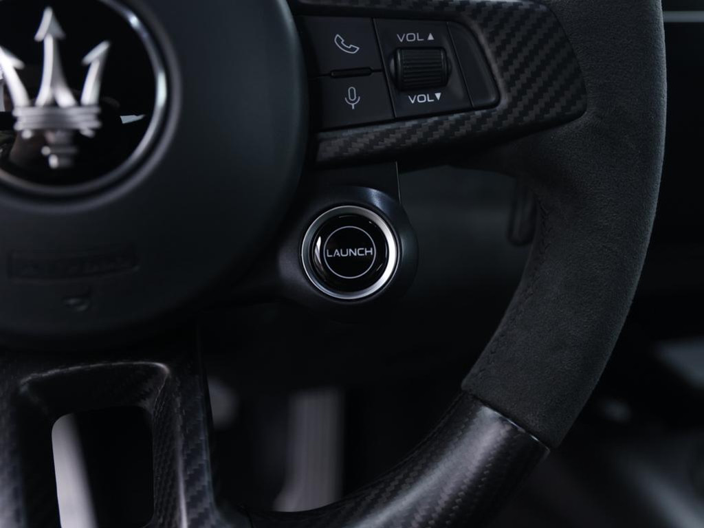 Maserati MC20