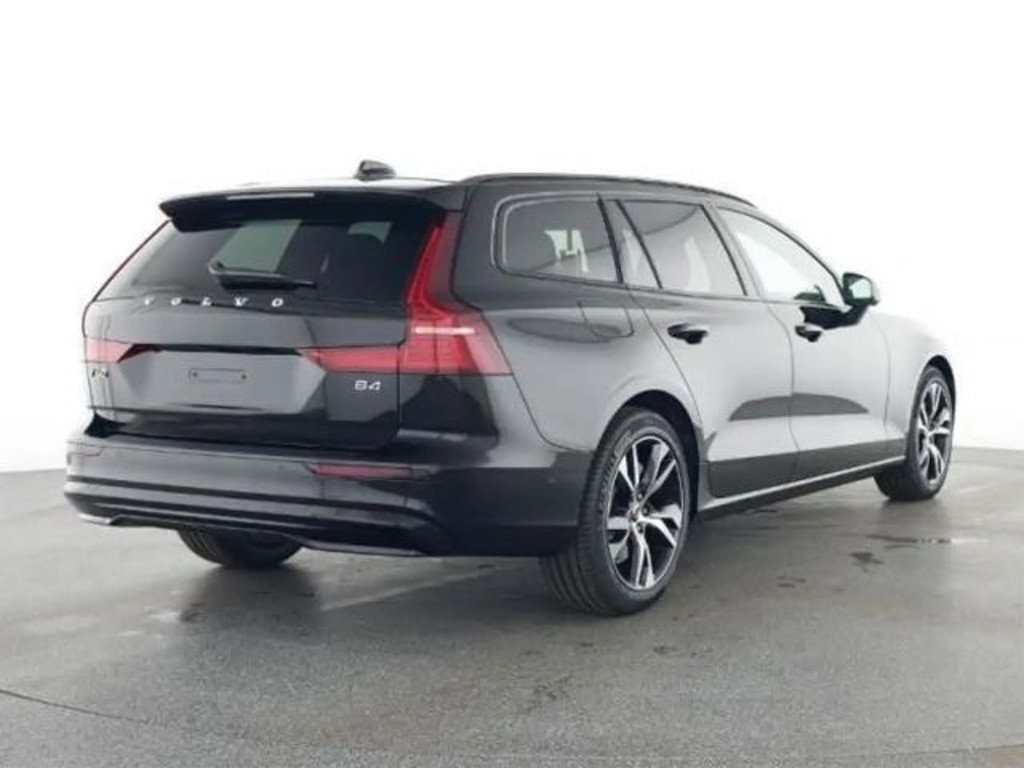 Volvo V60 Plus Dark