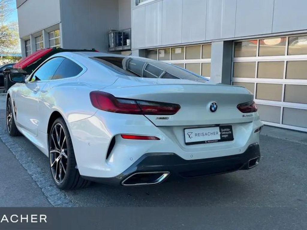 BMW M850