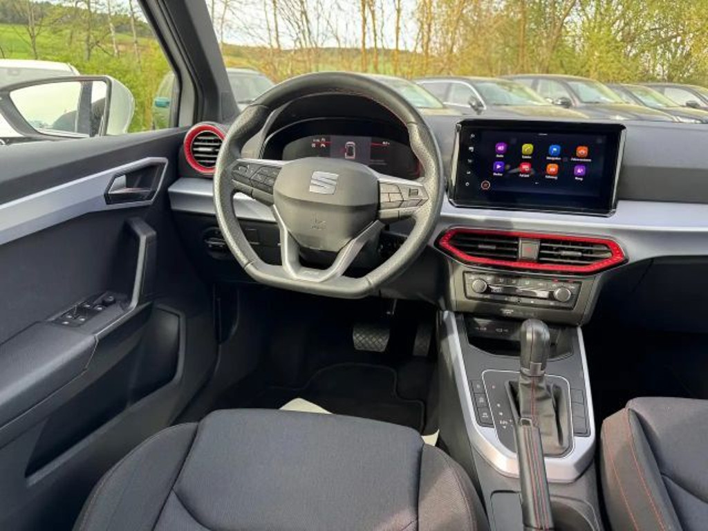 Seat Arona