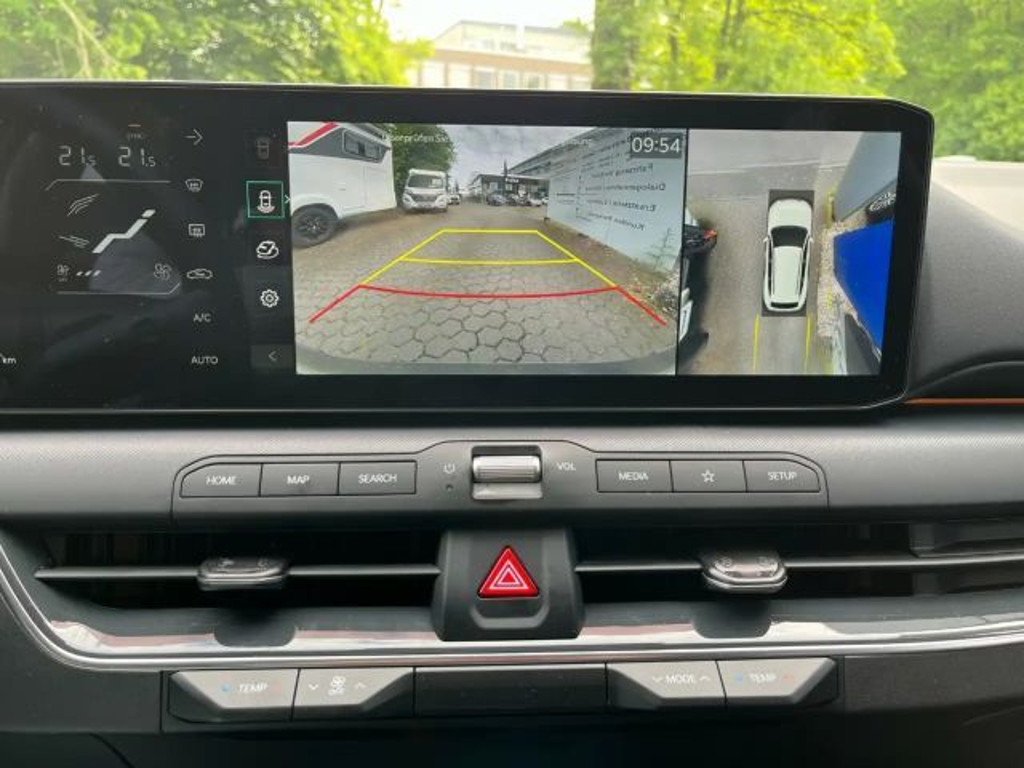 Kia K4
