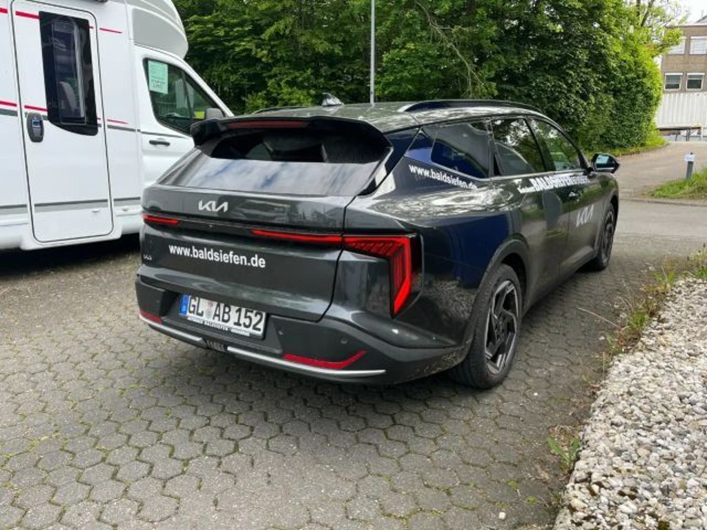 Kia K4