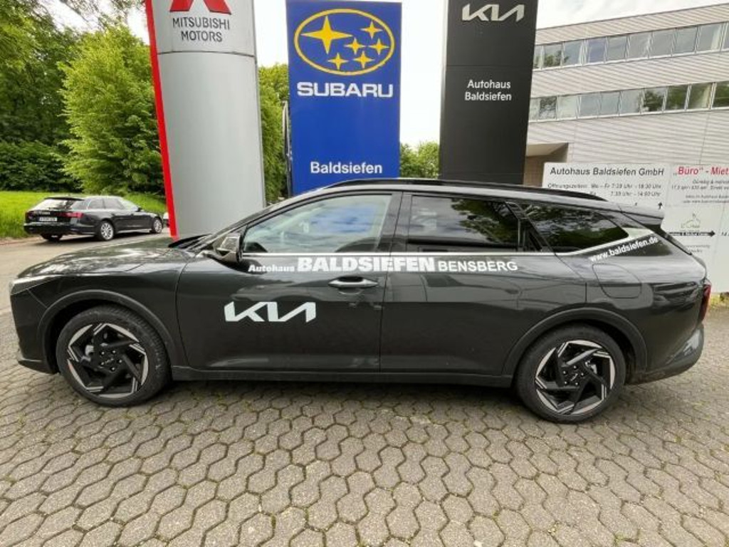 Kia K4