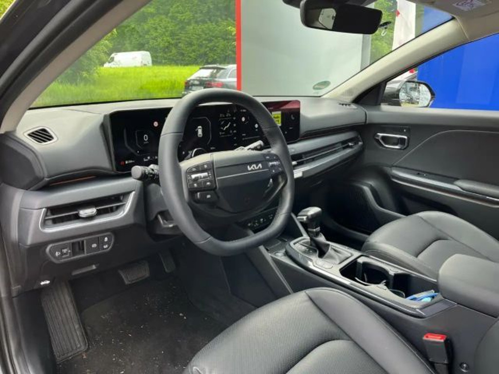 Kia K4