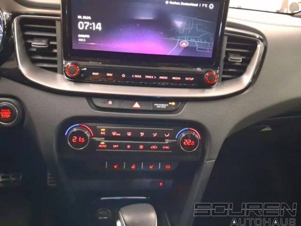 Kia ProCeed