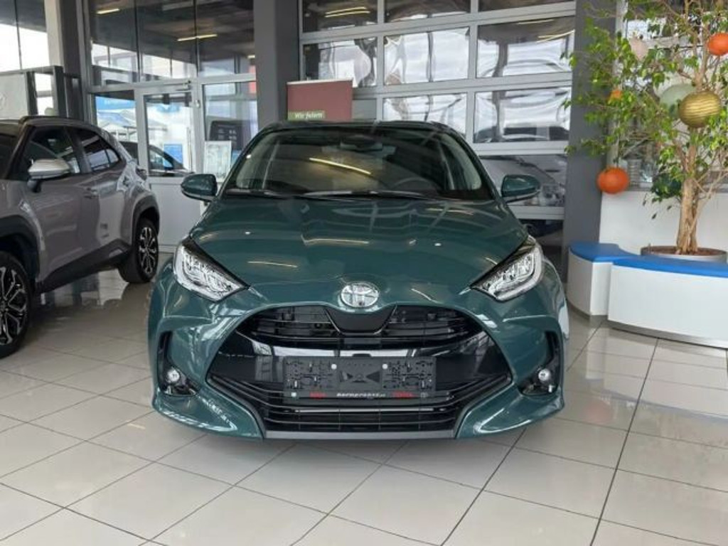Toyota Yaris Active Hatchback Hybride VVT-i