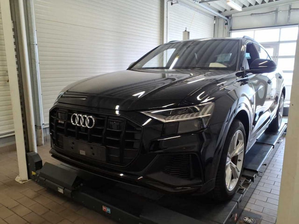 Audi SQ8