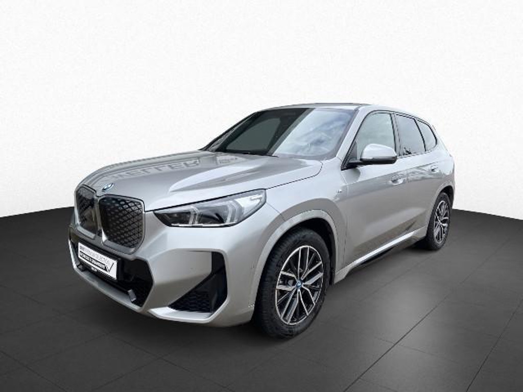 BMW iX1 xDrive30