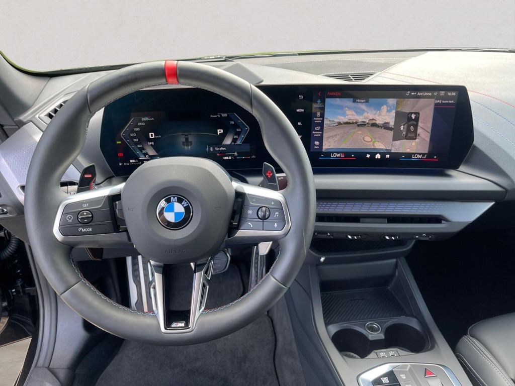 BMW M235