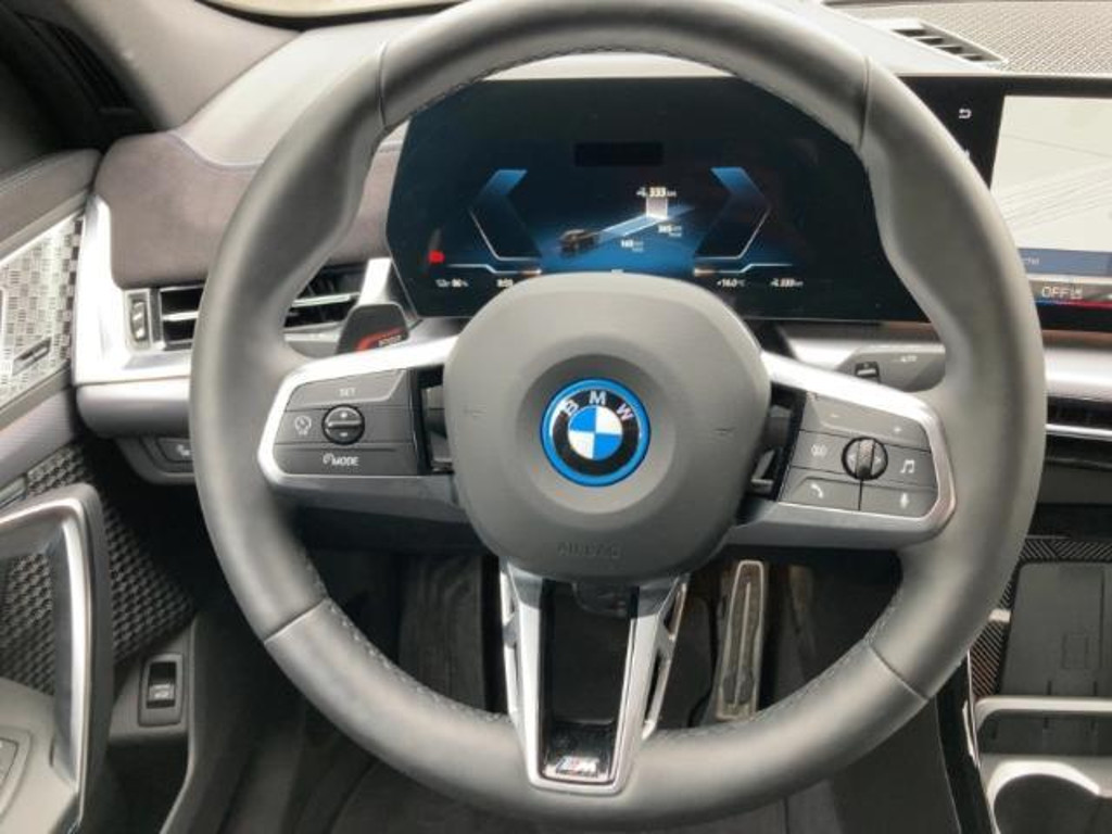 BMW iX2