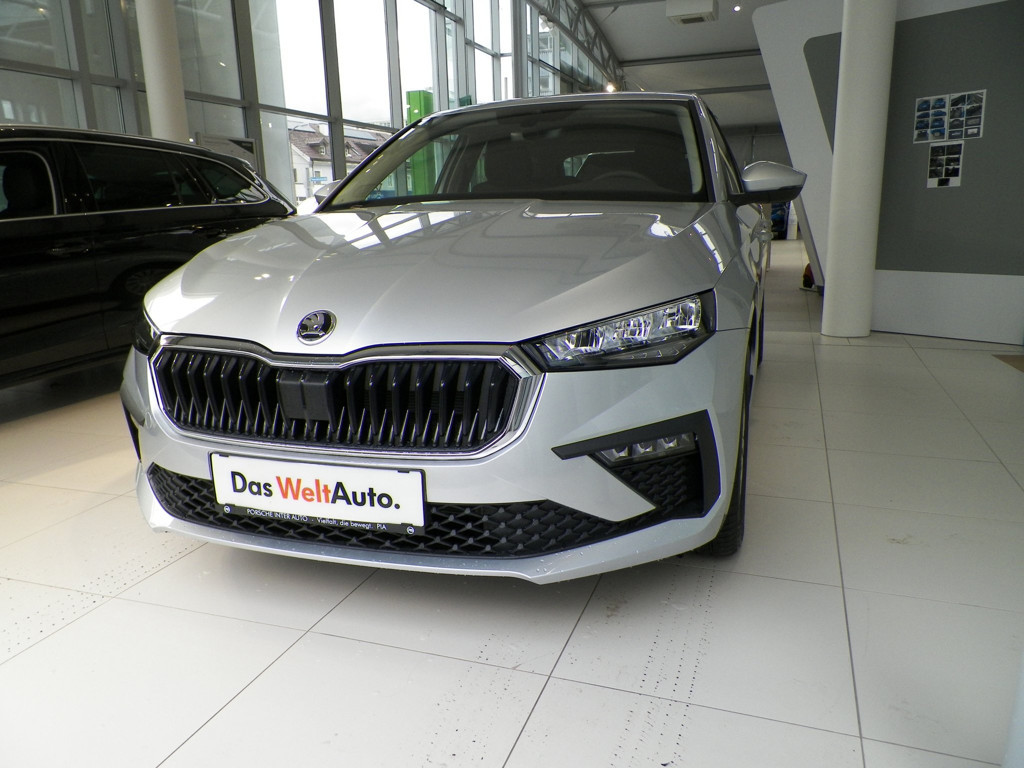 Skoda Scala Essence TSI