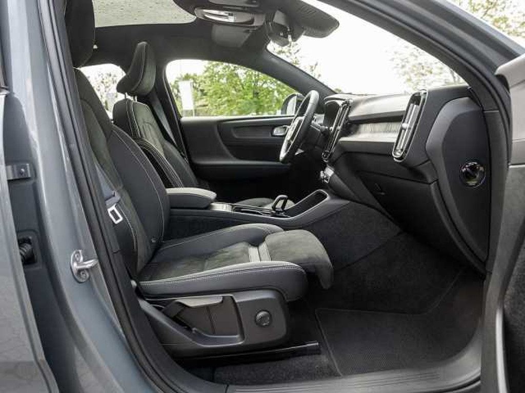 Volvo C40