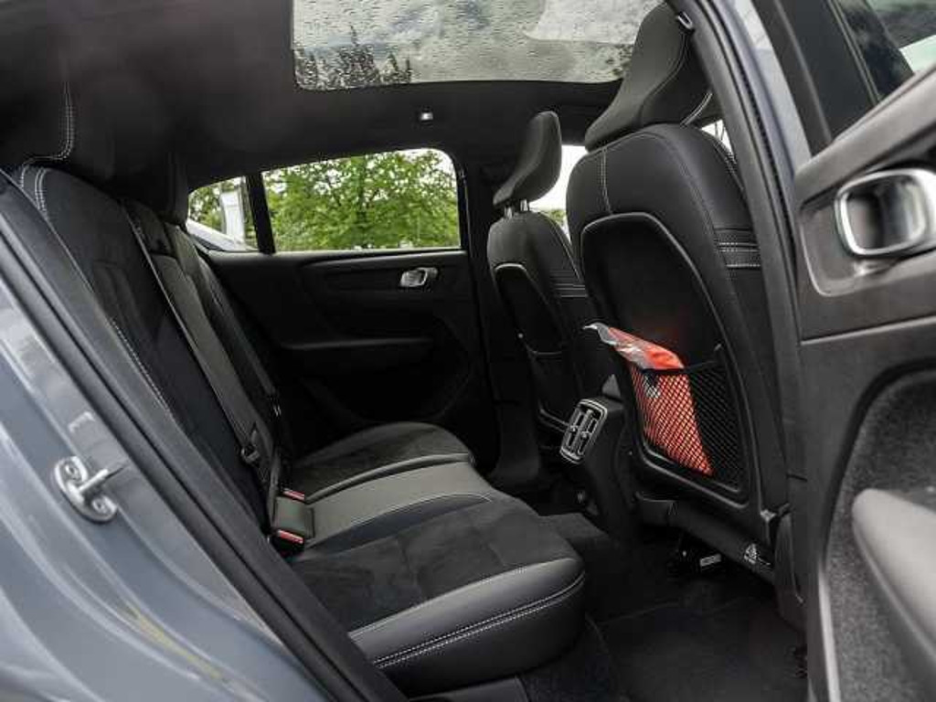 Volvo C40