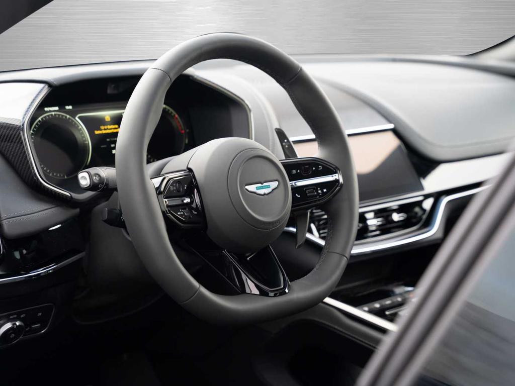 Aston Martin DBX