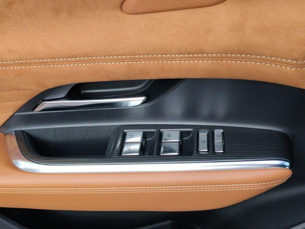 Mazda 6e