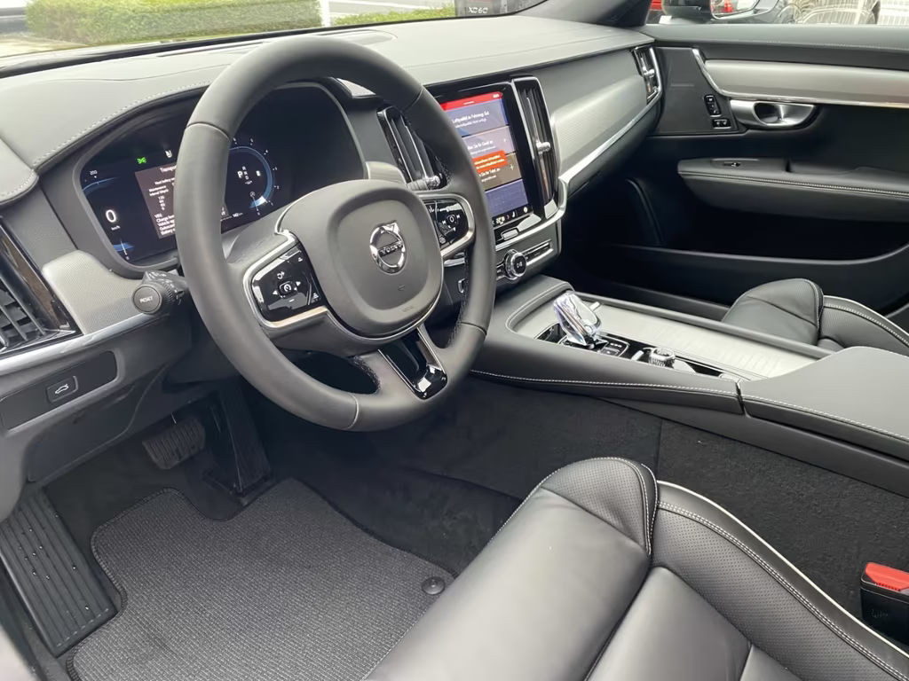 Volvo V90 Cross Country