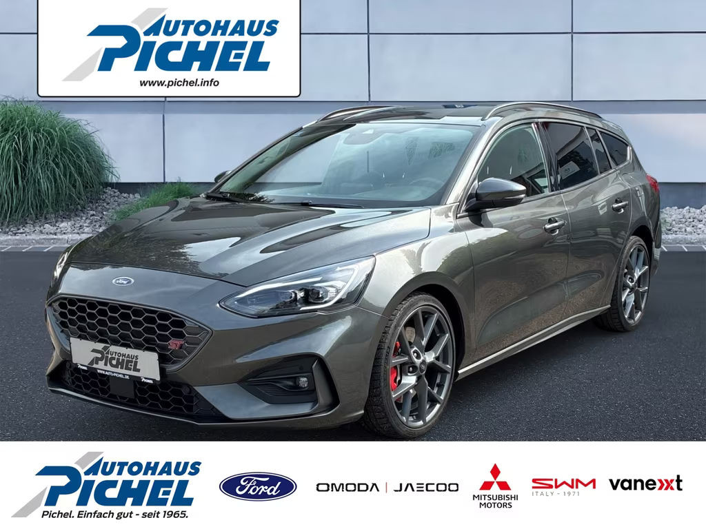 Ford Focus Wagon ST Line