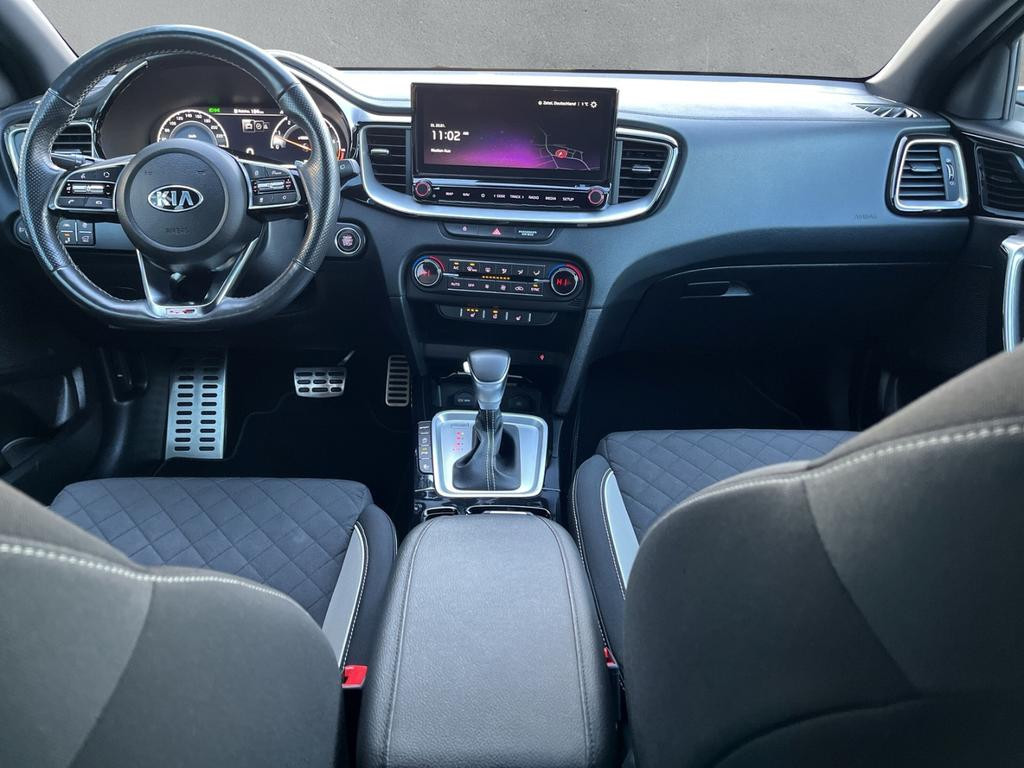 Kia ProCeed
