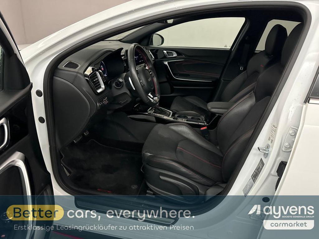Kia ProCeed