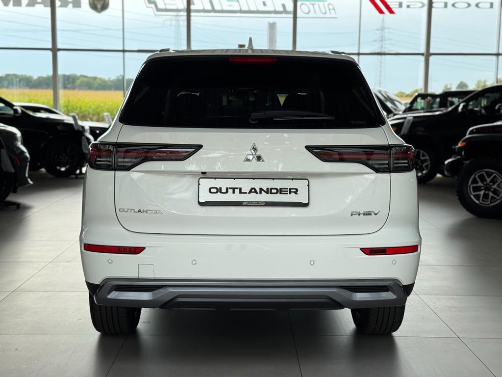 Mitsubishi Outlander PHEV