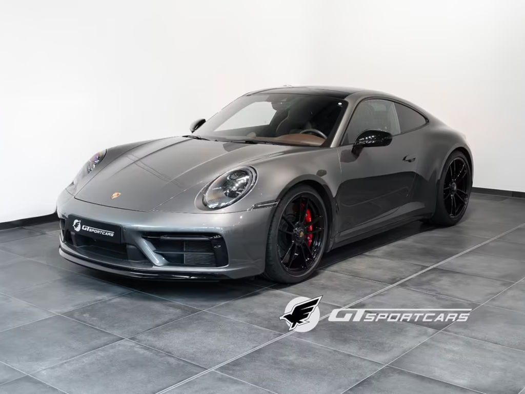 Porsche 911 GTS 4 992 Carrera