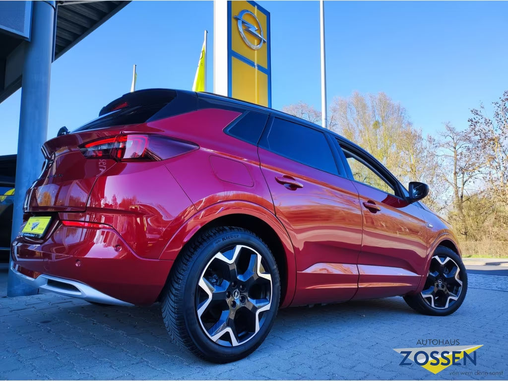 Opel Grandland Innovation Ultimate Hybrid
