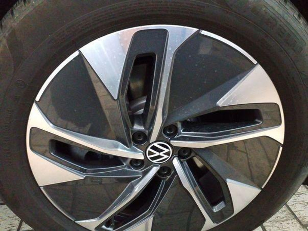 Volkswagen ID.5