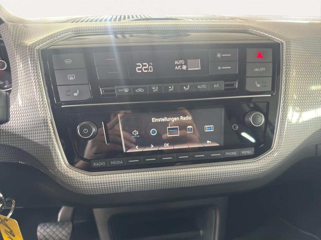 Volkswagen e-up!