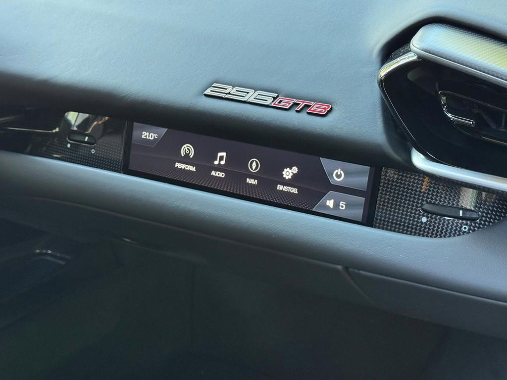Ferrari 296